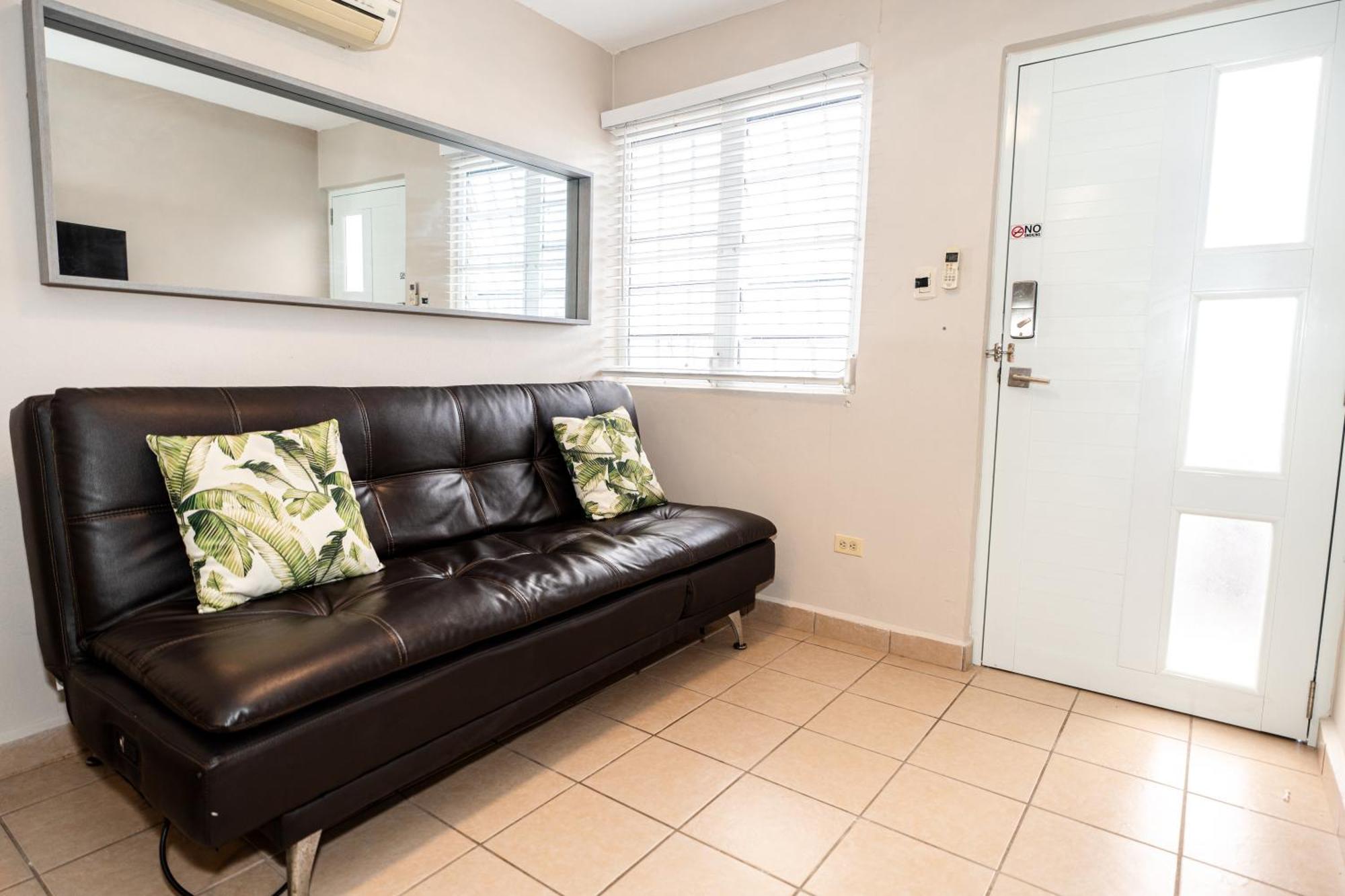 Private Jacuzzi Oasis With Mountain Views And Free Parking Appartement Ponce Buitenkant foto