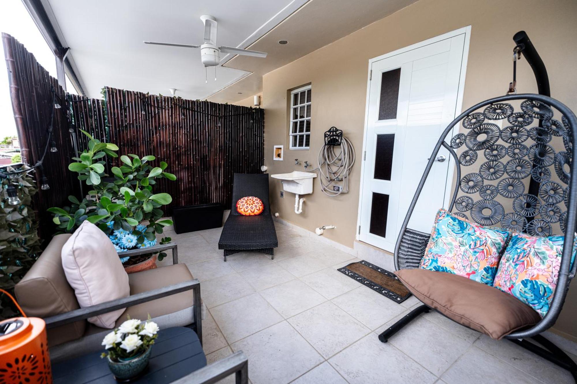 Private Jacuzzi Oasis With Mountain Views And Free Parking Appartement Ponce Buitenkant foto